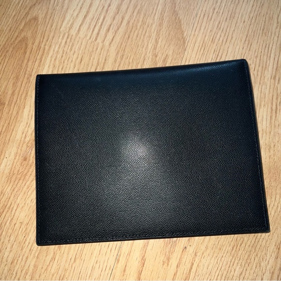 YSL Uptown Tote Bag (Black) - Picture 7 of 11